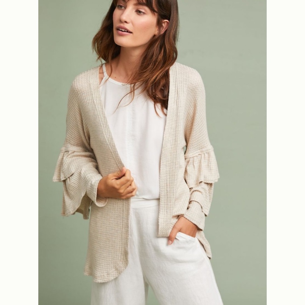 Ruffle sleeve cardigan
